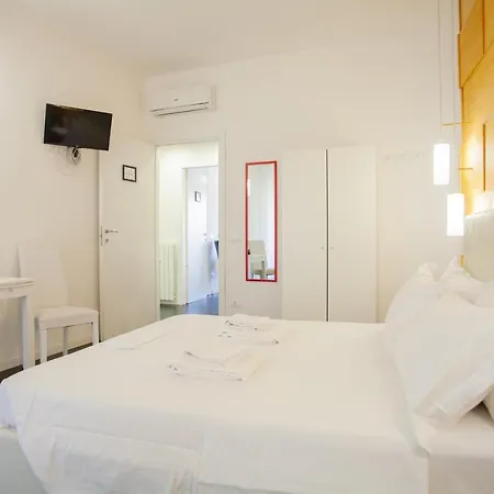 Apartament Cristoforo Porta Ticinese 4pax Wifi *